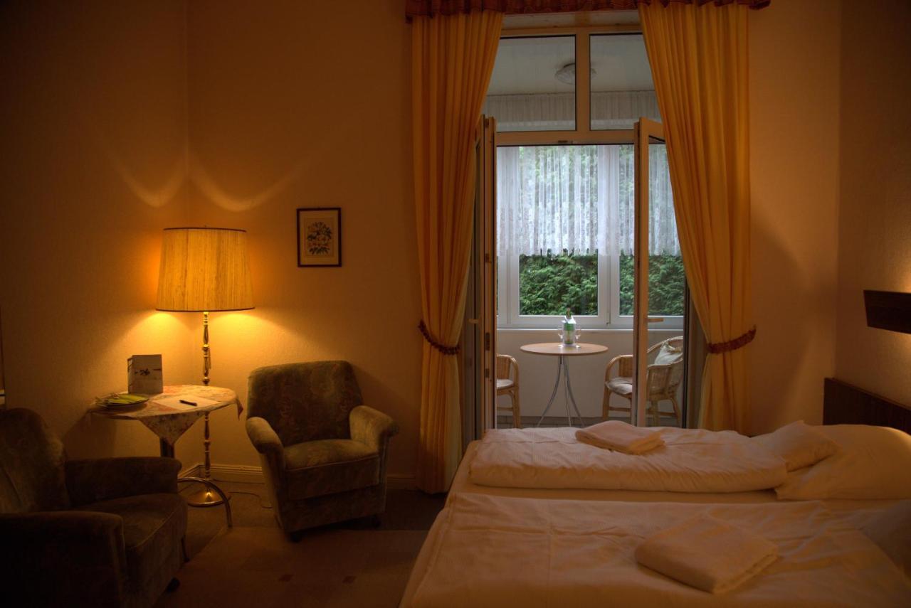 Haus Mecklenburg Hotel Pension Bad Salzuflen Dış mekan fotoğraf